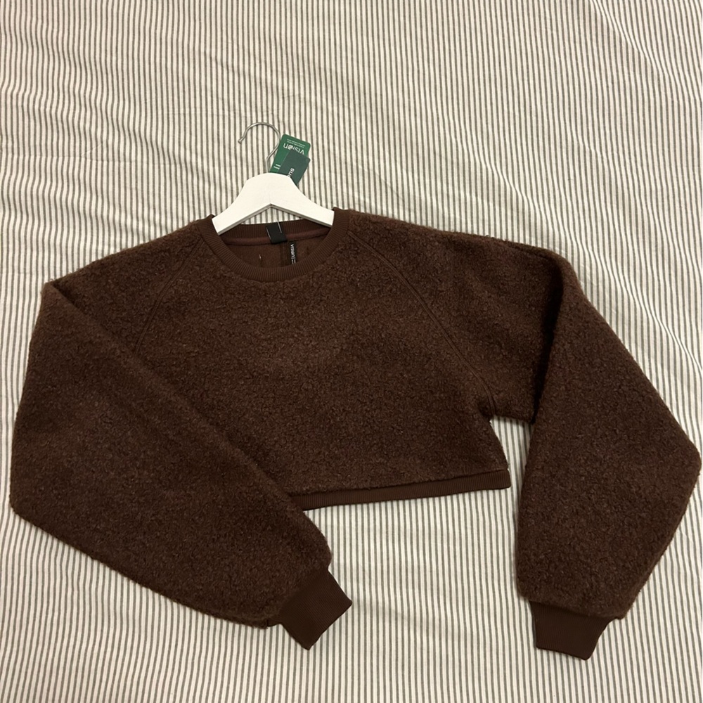 Simons Cropped Rich Brown Crewneck Sweater